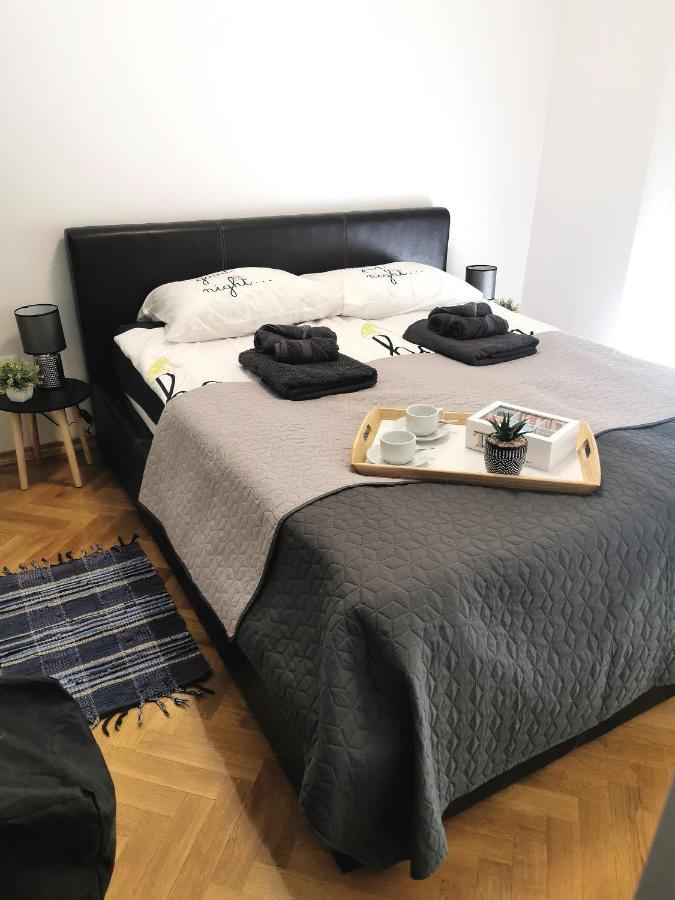 Apartman Elly Slavonski Brod Exterior photo
